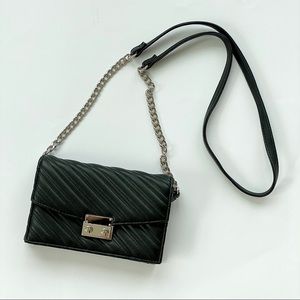 Express crossbody bag